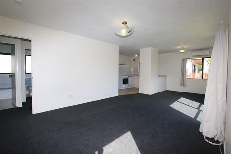 Photo of property in 1/107 Santiago Crescent, Unsworth Heights, Auckland, 0632