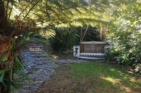 Photo of property in 15 Puriri Place, Tuateawa, Coromandel, 3583
