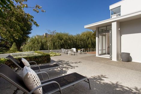 Photo of property in 43 Totara Street, Fendalton, Christchurch, 8041