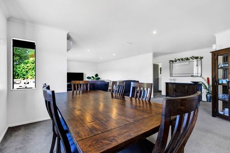 Photo of property in 10a Kororako Grove, Whalers Gate, New Plymouth, 4310