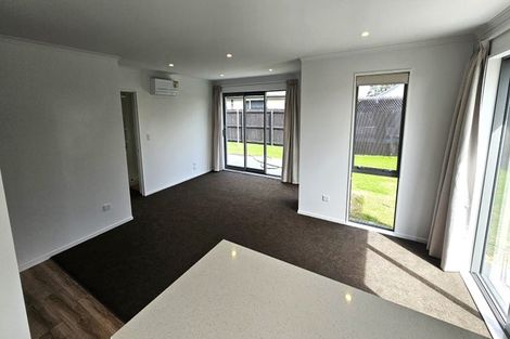 Photo of property in 13 Freeville Place, New Brighton, Christchurch, 8083