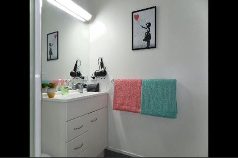 Photo of property in Orange Apartments/victoria Centr, 208/169 The Terrace, Wellington Central, Wellington, 6011