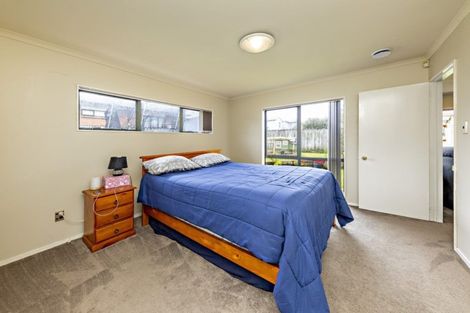 Photo of property in 62 Waimahia Avenue, Weymouth, Auckland, 2103