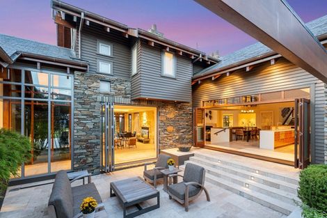 Photo of property in 42 Porterfield Road, Whitford, Howick, 2571