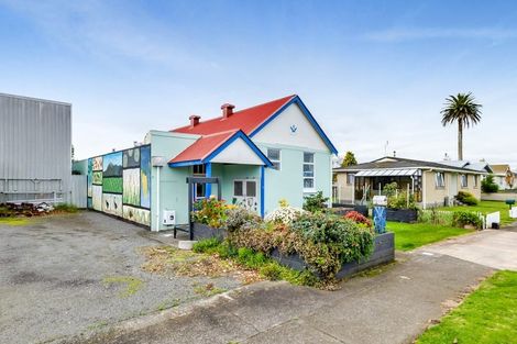 Photo of property in 20 Domett Street, Waitara, 4320