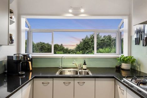 Photo of property in 7 Hume Drive, Hillcrest, Auckland, 0627