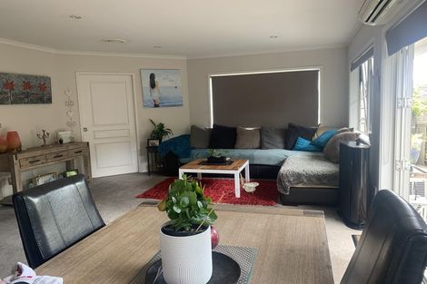 Photo of property in 11 Carlton Road, Pukekohe, 2120