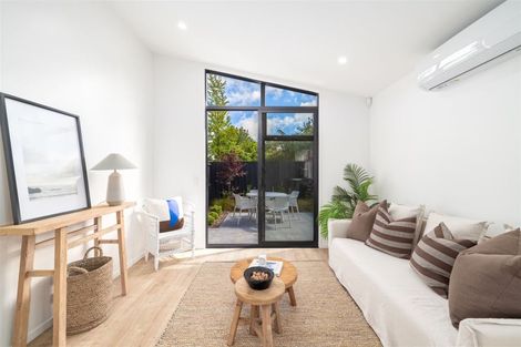 Photo of property in 7/66 Cleveland Street, Edgeware, Christchurch, 8013