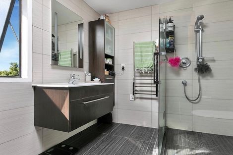 Photo of property in 14 Asbury Crescent, Campbells Bay, Auckland, 0630