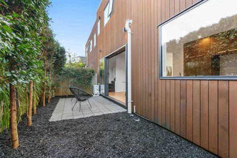 Photo of property in 21b Chippendale Crescent, Birkdale, Auckland, 0626