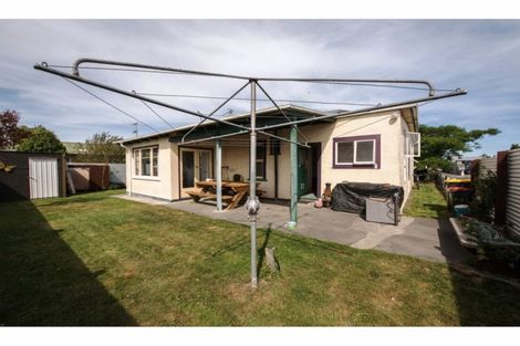 Photo of property in 132 Mcmurdo Street, Tinwald, Ashburton, 7700