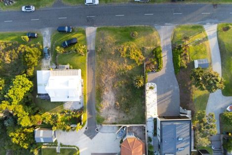 Photo of property in 124a Ocean Beach Road, Tairua, 3508