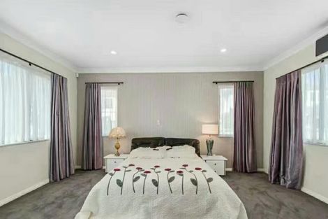 Photo of property in 32 Westerham Drive, Dannemora, Auckland, 2016