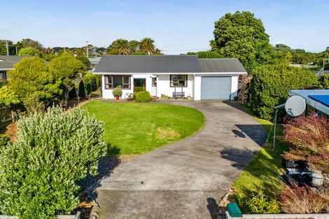 Photo of property in 16 Ponderosa Place, Opunake, 4616