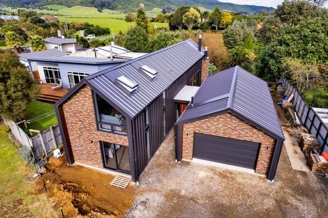 Photo of property in 88 Wairau Road, Oakura, 4314