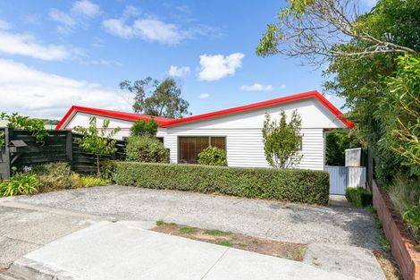 Photo of property in 17b Govind Grove, Ngaio, Wellington, 6035