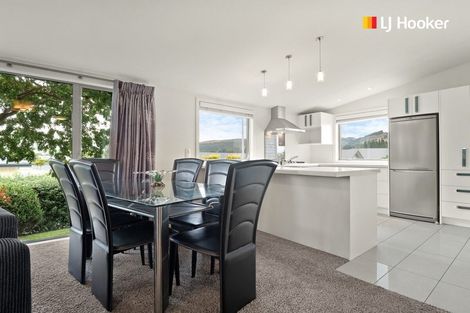 Photo of property in 38 Severn Street, Green Island, Dunedin, 9018