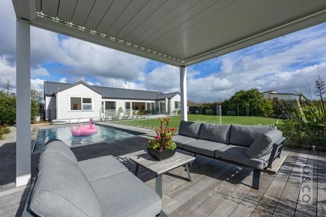 Photo of property in 44 Fruitlands Road, Kumeu, 0810
