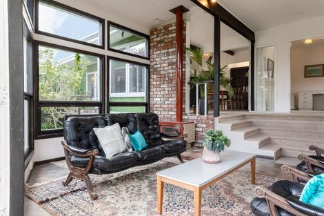 Photo of property in 84 Winara Avenue, Waikanae, 5036