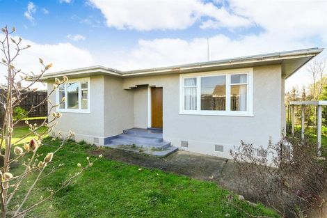 Photo of property in 32 Follett Street, Marton, 4710