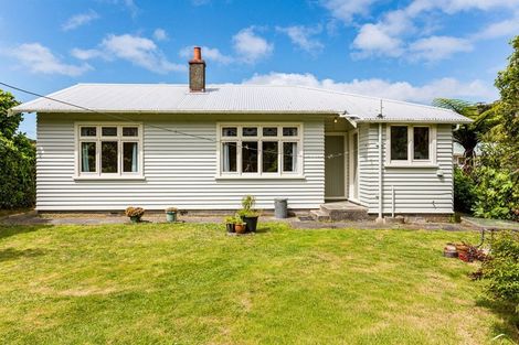 Photo of property in 25 Makara Road, Karori, Wellington, 6012