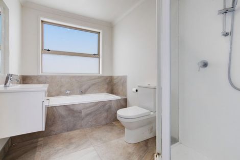 Photo of property in 32 Tawhiti Road, Pukekohe, 2120