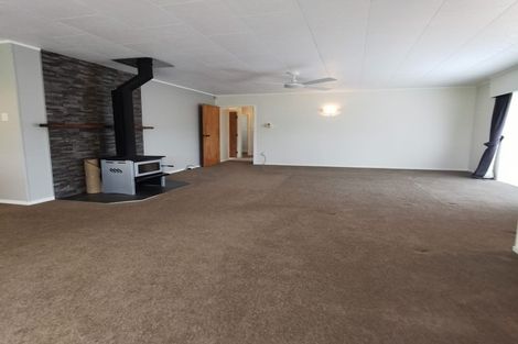 Photo of property in 14 Annison Avenue, Glen Eden, Auckland, 0602