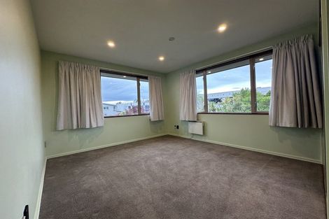 Photo of property in 25 Stableford Green, Burnside, Christchurch, 8053