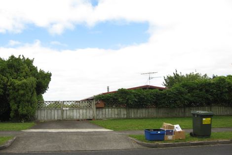 Photo of property in 35 Cape Hill Road, Pukekohe, 2120
