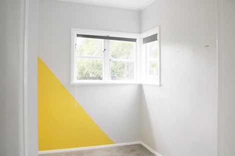 Photo of property in 114 Cambridge Terrace, Fairfield, Lower Hutt, 5011