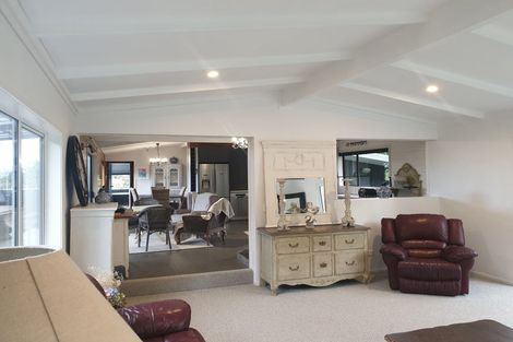 Photo of property in 15 Puriri Place, Tuateawa, Coromandel, 3583