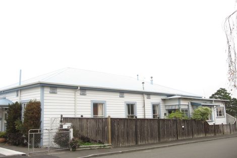 Photo of property in 24 May Avenue, Hospital Hill, Napier, 4110