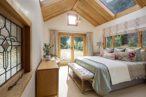 Photo of property in 25 Mooney Road, Speargrass Flat, Queenstown, 9371