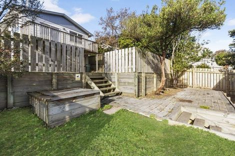 Photo of property in 31 Bell Street, Tawa, Wellington, 5028