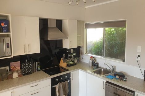 Photo of property in 2/22 Woodside Avenue, Northcote, Auckland, 0627