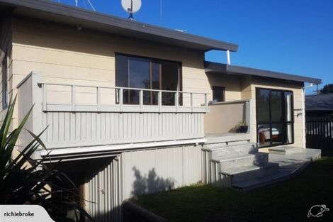 Photo of property in 15 Kaimanawa Street, Mount Maunganui, 3116