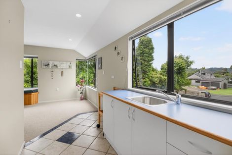 Photo of property in 6 Vintners Close, Huapai, Kumeu, 0810