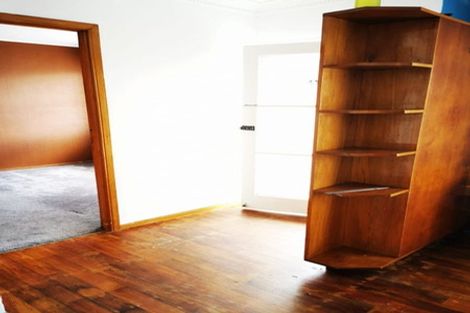 Photo of property in 2/430 Mount Albert Road, Mount Roskill, Auckland, 1041