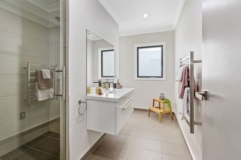 Photo of property in 94 Endeavour Drive, Whitby, Porirua, 5024