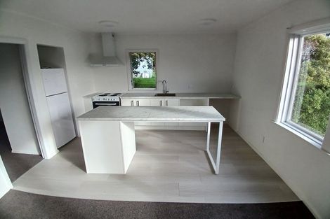 Photo of property in 37 Tremewan Street, Tawa, Wellington, 5028