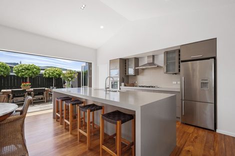 Photo of property in 26 Montgomery Crescent, Kinloch, Taupo, 3377