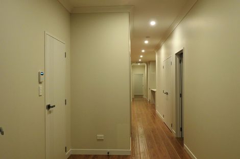 Photo of property in 54 Matua Road, Huapai, Kumeu, 0810