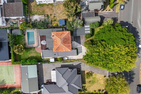 Photo of property in 14 Maeroa Road, Beerescourt, Hamilton, 3200