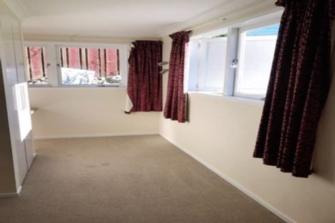 Photo of property in 41 Tiroroa Avenue, Te Atatu South, Auckland, 0610