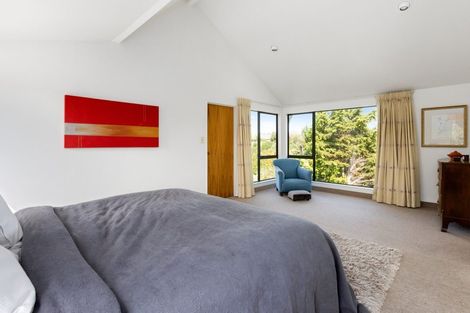 Photo of property in 4 Tauroa Valley, Havelock North, 4130