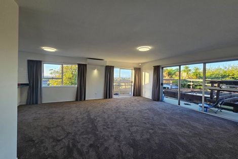 Photo of property in 1/38 Dalwhinnie Parade, Highland Park, Auckland, 2010