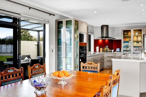 Photo of property in 112b Princess Street, Waitara, 4383