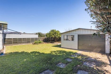 Photo of property in 12 Leslie Avenue, Cloverlea, Palmerston North, 4412