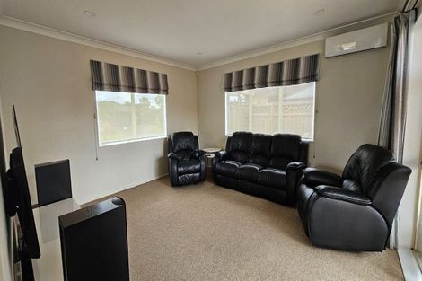 Photo of property in 6 Buckingham Place, Rototuna North, Hamilton, 3210