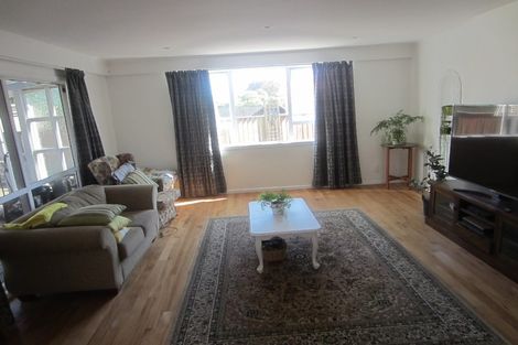 Photo of property in 44a Beauchamp Street, Tawa, Wellington, 5028